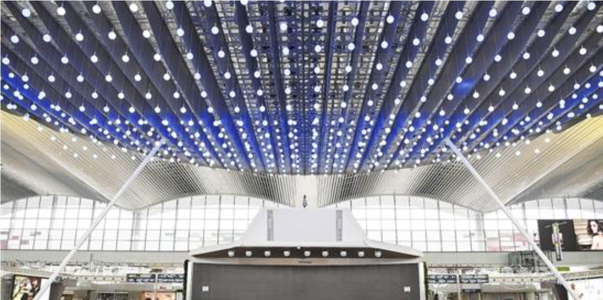 表演舞臺(tái)搭建實(shí)拍圖